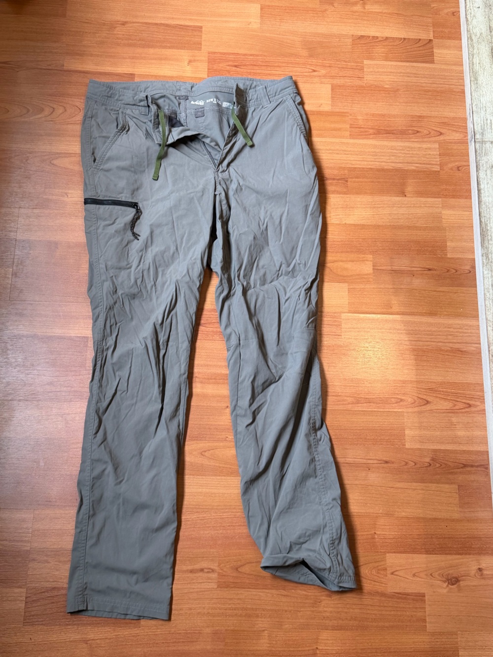 REI green Outdoor Lightweight Men's Gray Travel Pants 32 x 32